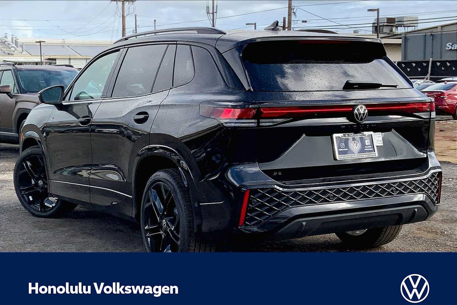 Thumbnail: 2026 Volkswagen Tiguan - 4