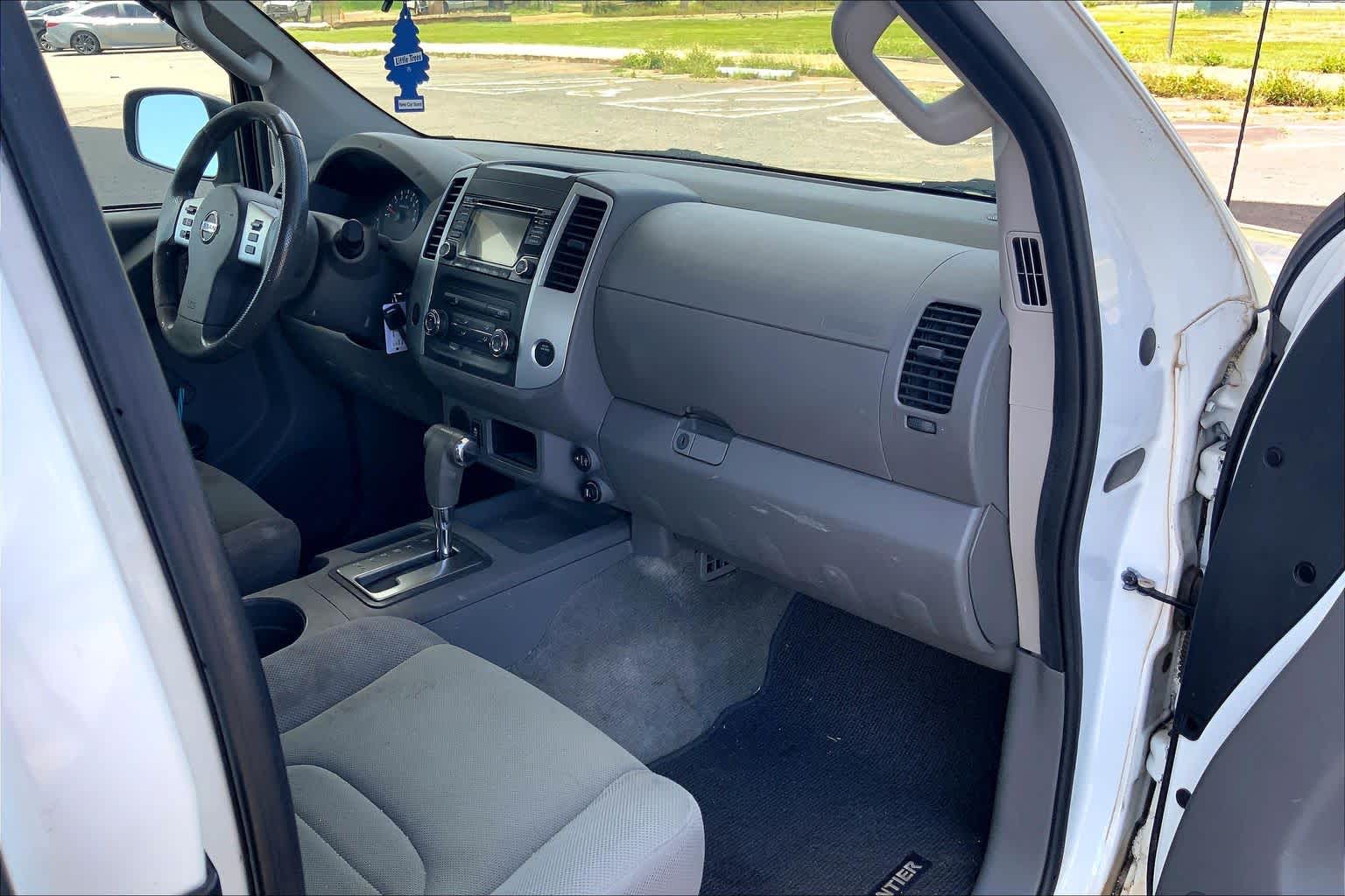 Thumbnail: 2017 Nissan Frontier - 22