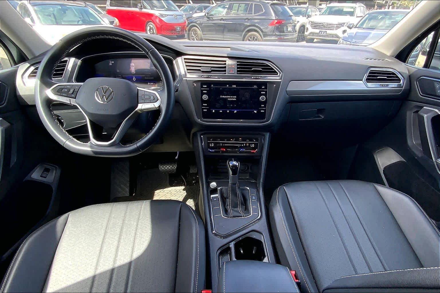 Thumbnail: 2024 Volkswagen Tiguan - 10
