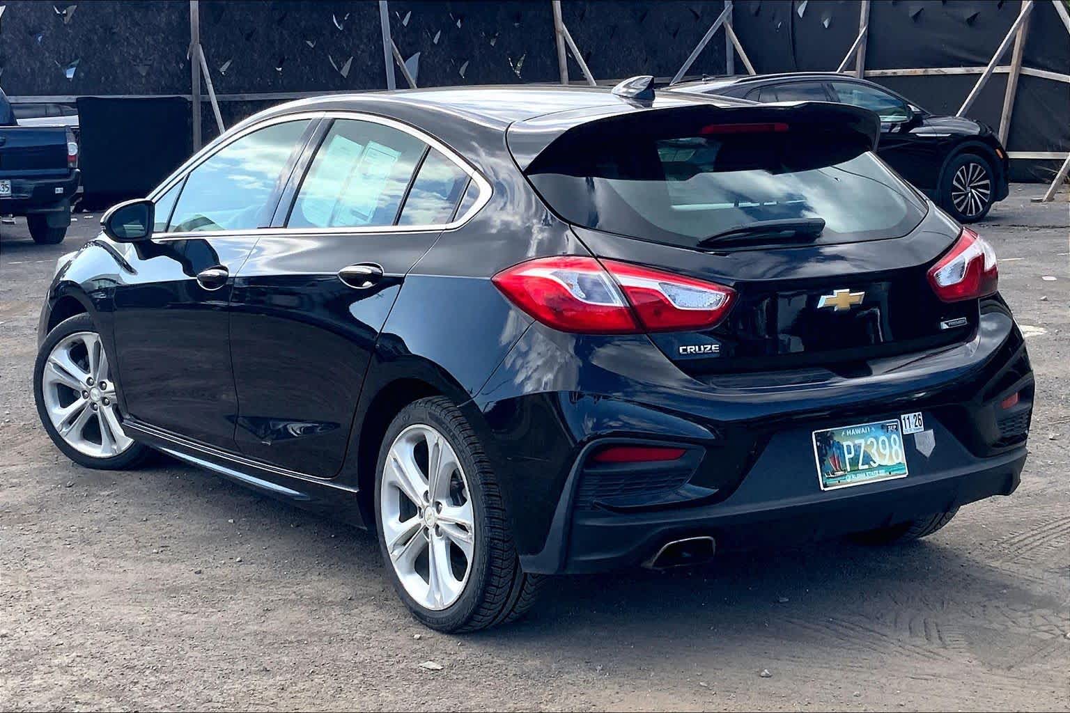 Thumbnail: 2017 Chevrolet Cruze - 4