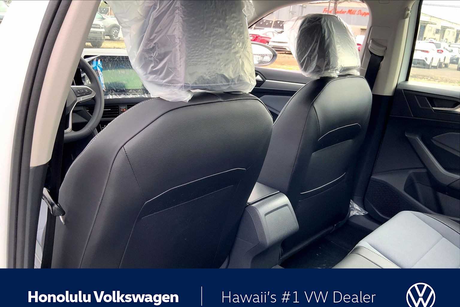 Thumbnail: 2026 Volkswagen Jetta - 12