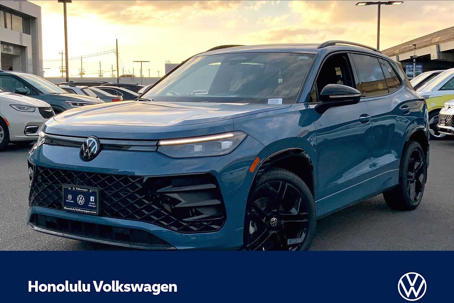 Thumbnail: 2026 Volkswagen Tiguan - 1