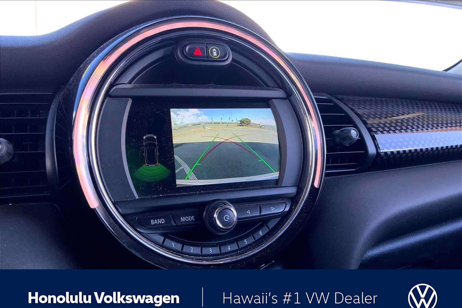 Thumbnail: 2019 MINI Cooper Hardtop - 24