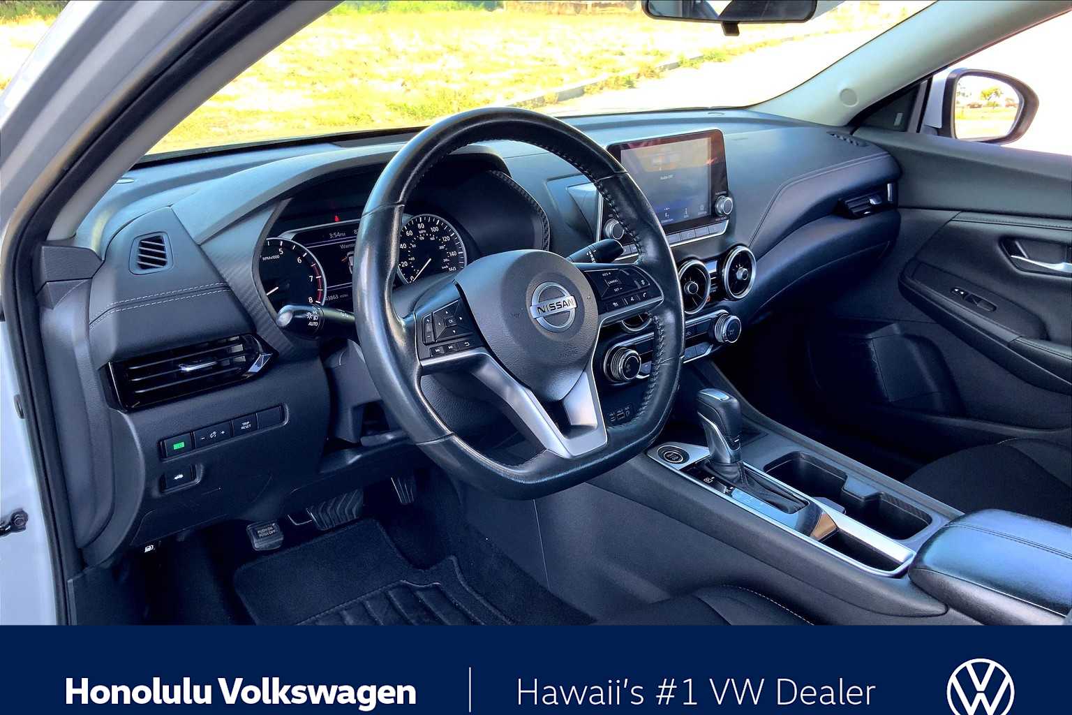 2022 Nissan Sentra SV photo 2