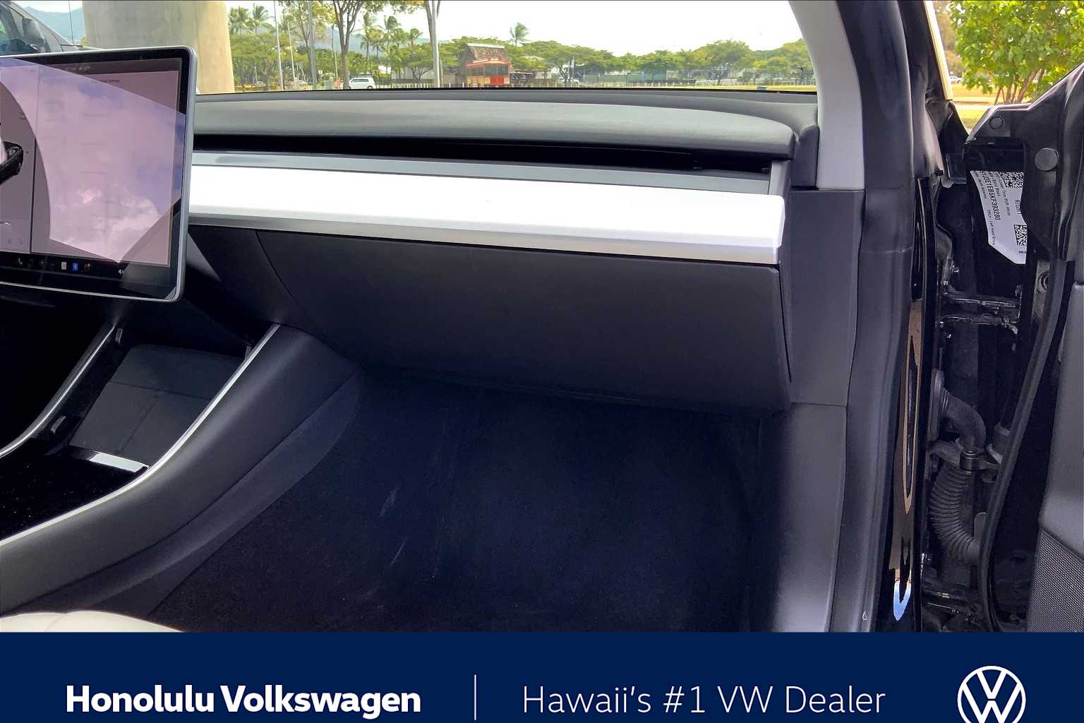 Thumbnail: 2019 Tesla Model 3 - 22