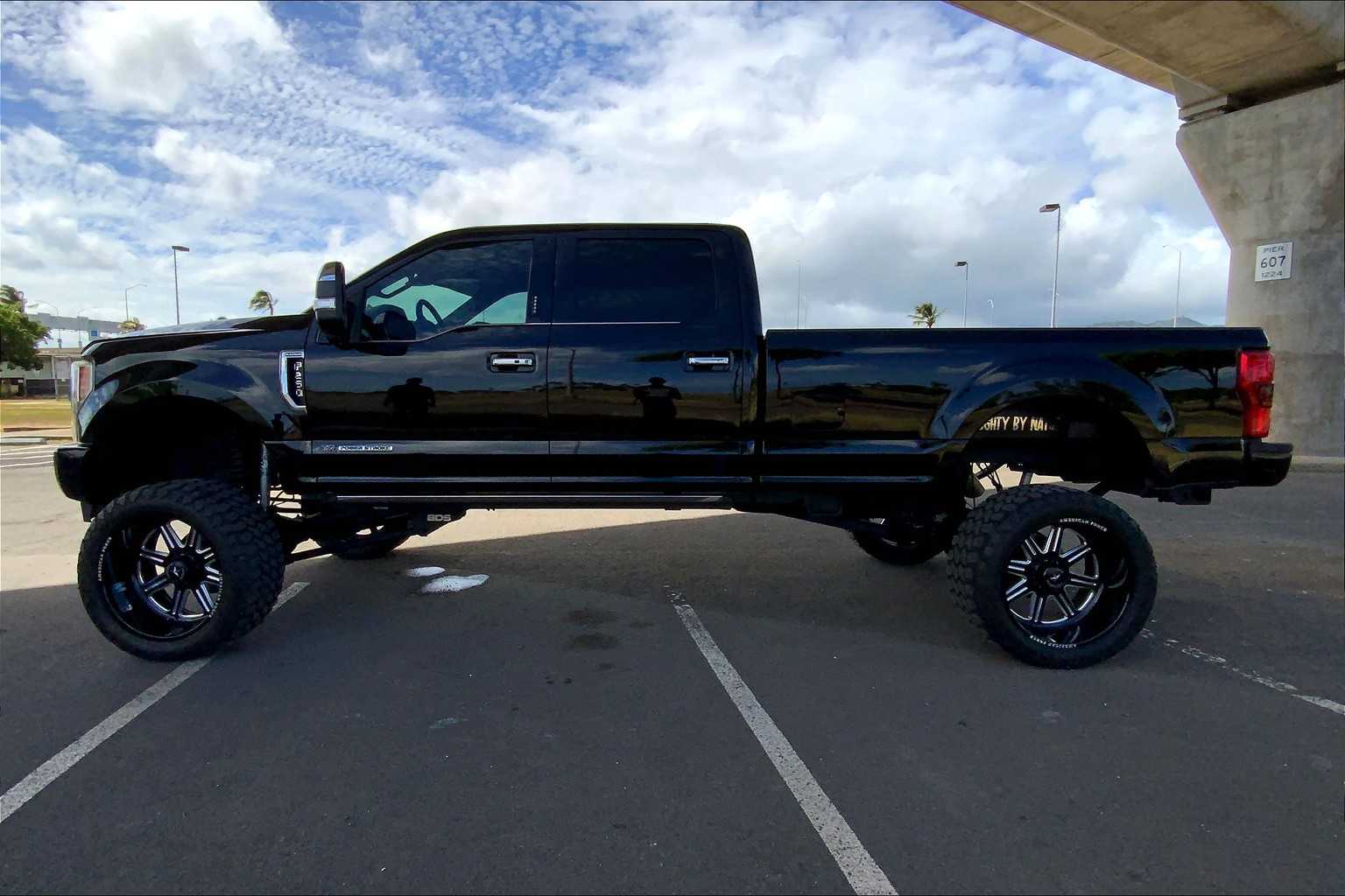 Thumbnail: 2017 Ford F-250 - 3