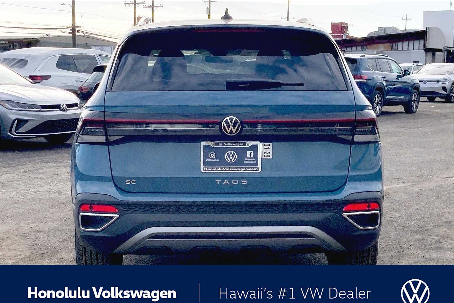 Thumbnail: 2026 Volkswagen Taos - 5