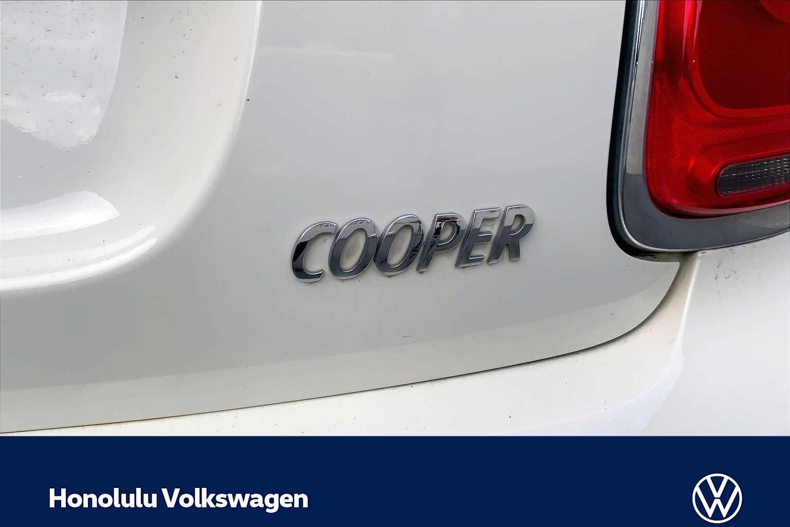 Thumbnail: 2017 MINI Cooper Hardtop - 7