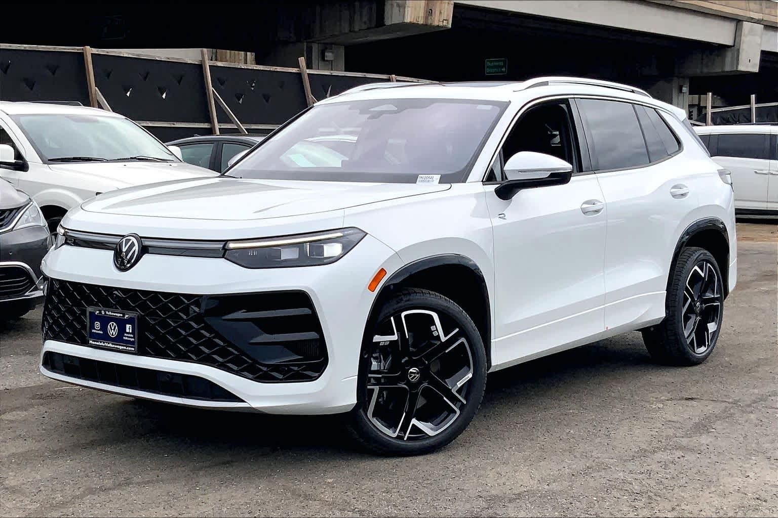 Thumbnail: 2026 Volkswagen Tiguan - 1