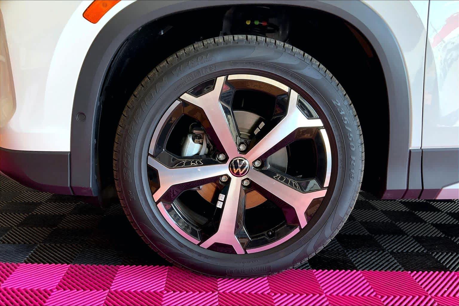 Thumbnail: 2026 Volkswagen Tiguan - 8