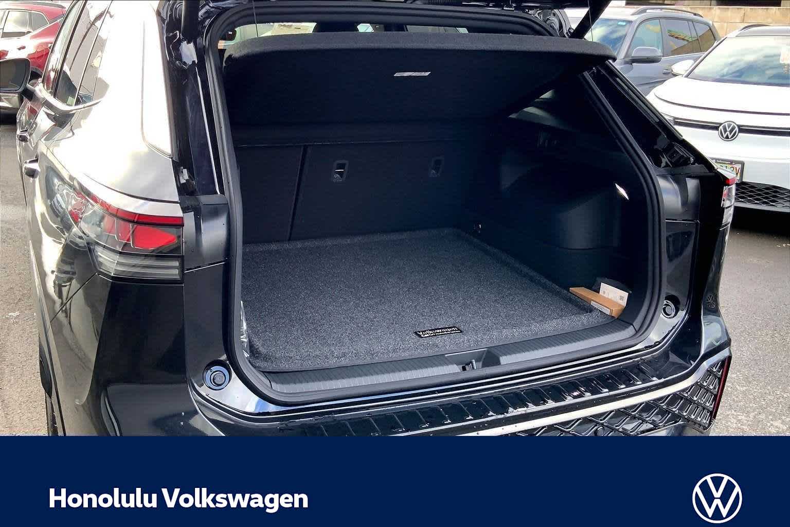 Thumbnail: 2026 Volkswagen Tiguan - 19
