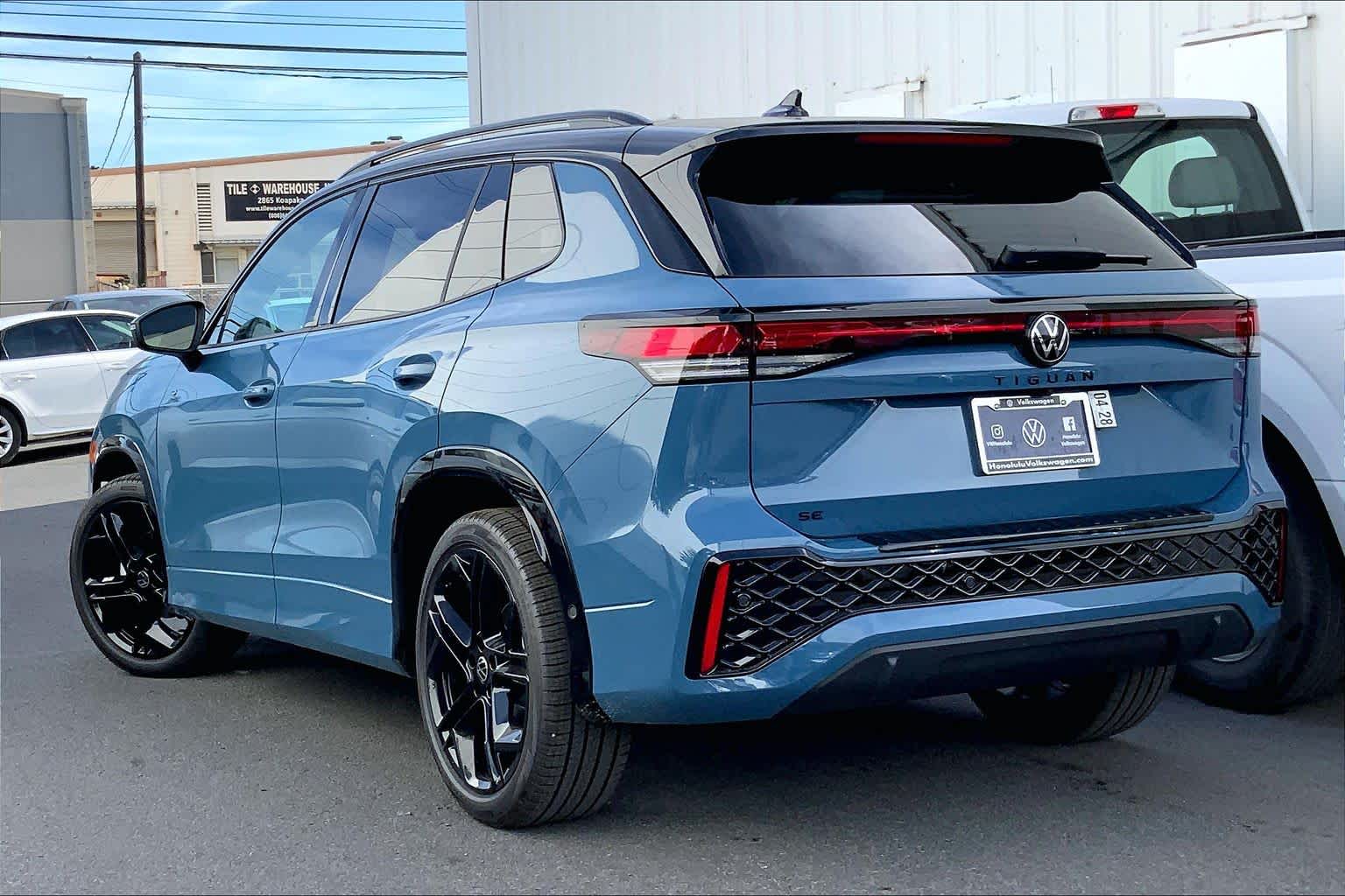 Thumbnail: 2026 Volkswagen Tiguan - 4