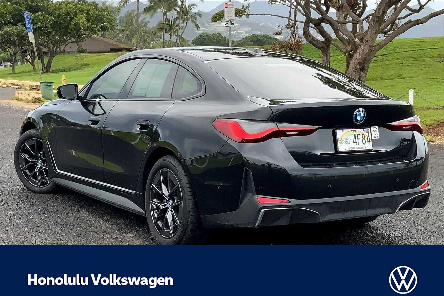 Thumbnail: 2023 BMW i4 - 3