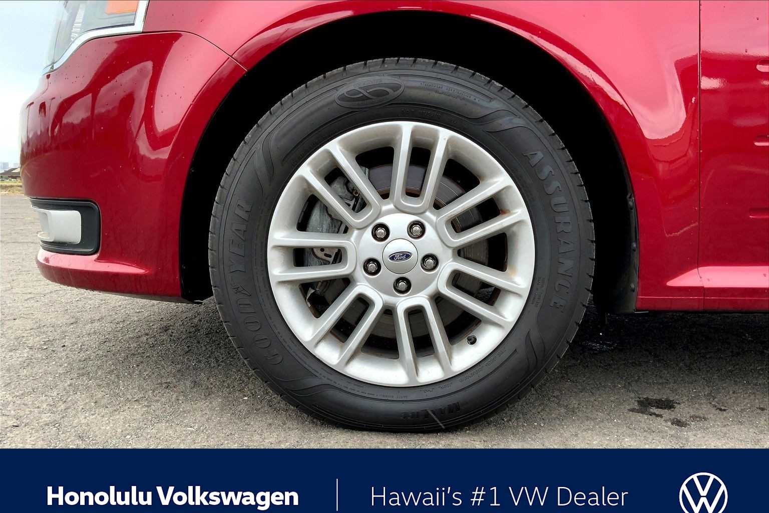 Thumbnail: 2019 Ford Flex - 8