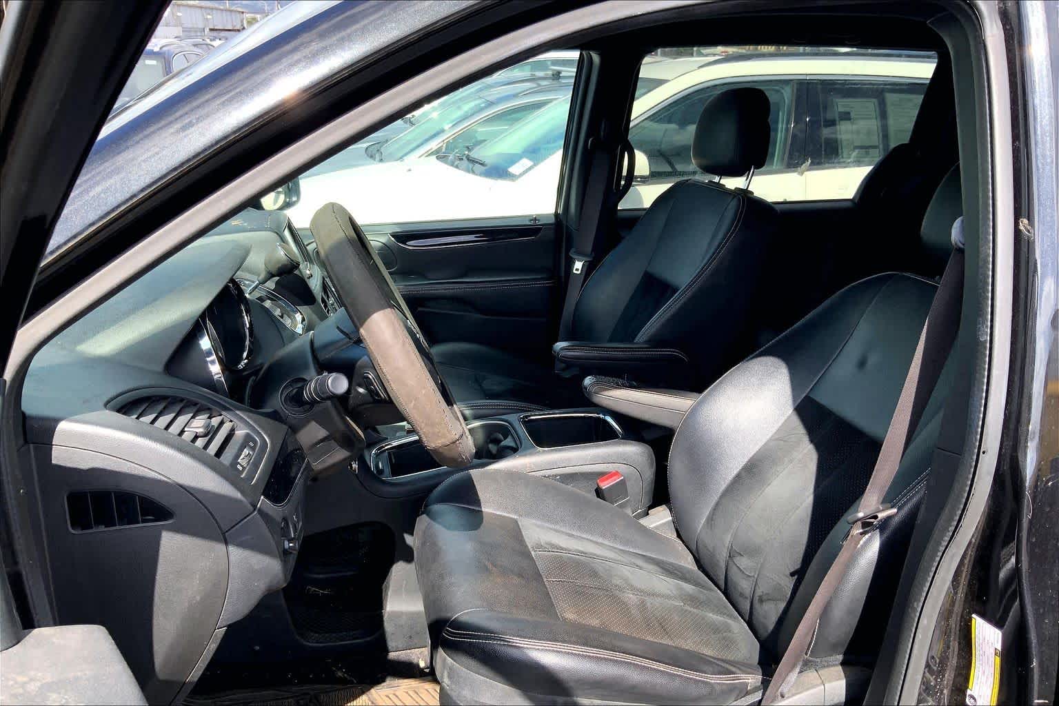 Thumbnail: 2019 Dodge Grand Caravan - 11