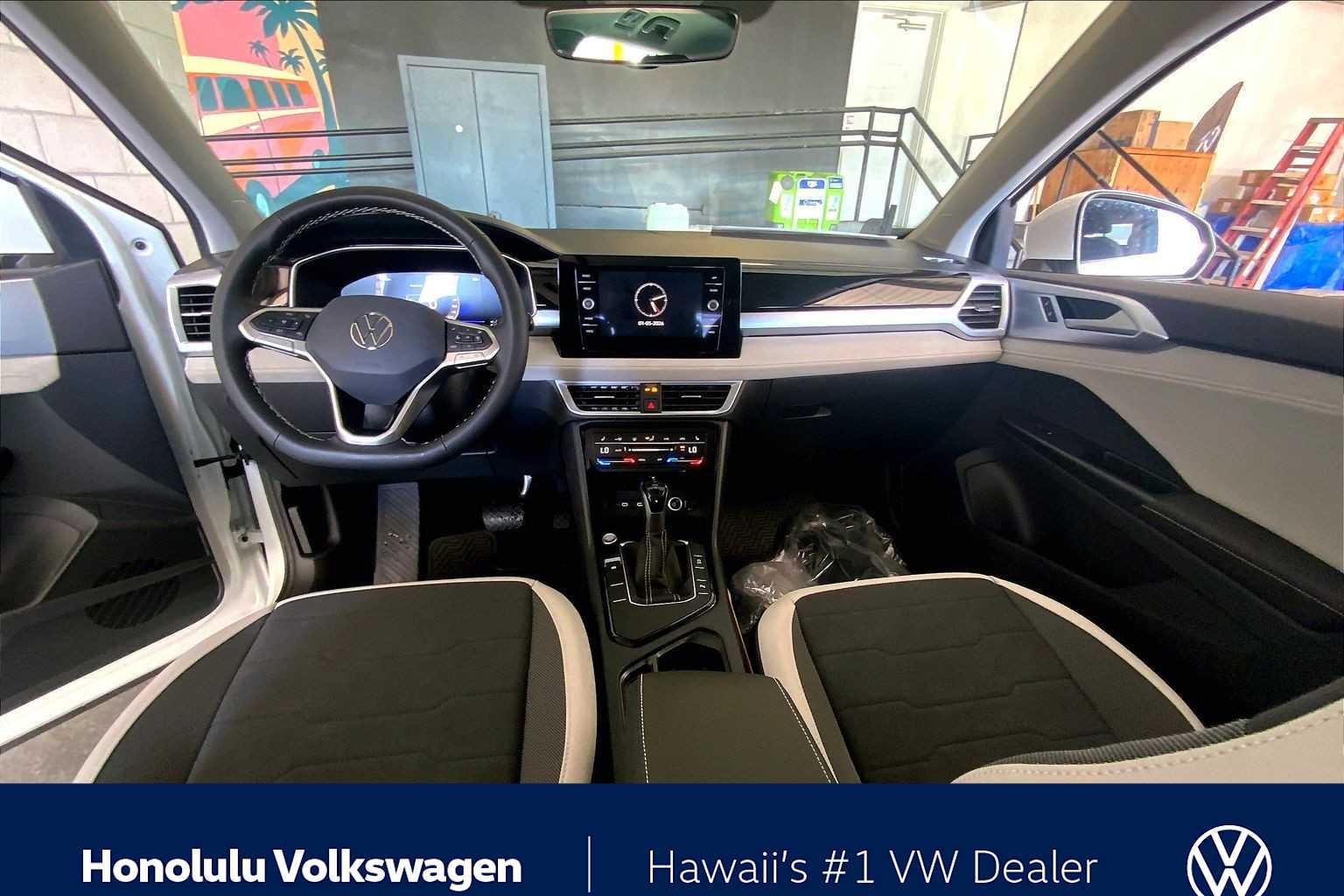 Thumbnail: 2026 Volkswagen Taos - 10