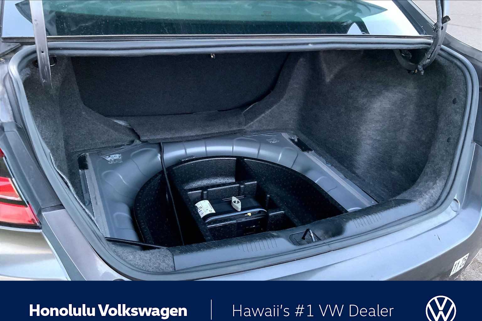 Thumbnail: 2016 Dodge Dart - 17