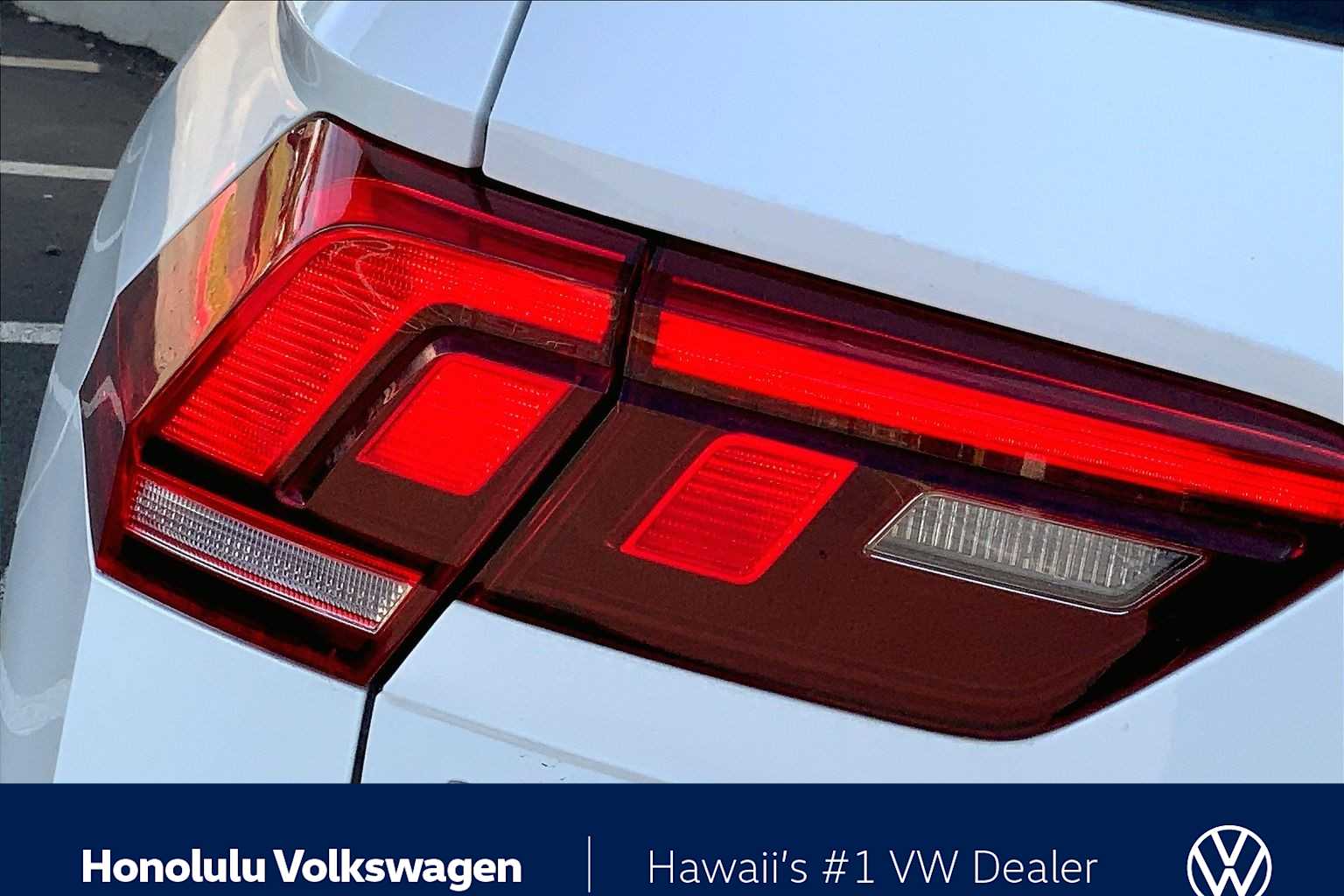 Thumbnail: 2022 Volkswagen Tiguan - 31