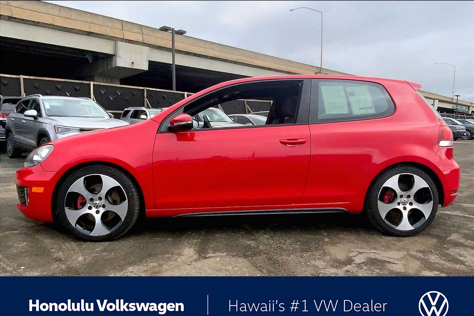 Thumbnail: 2011 Volkswagen Golf - 3