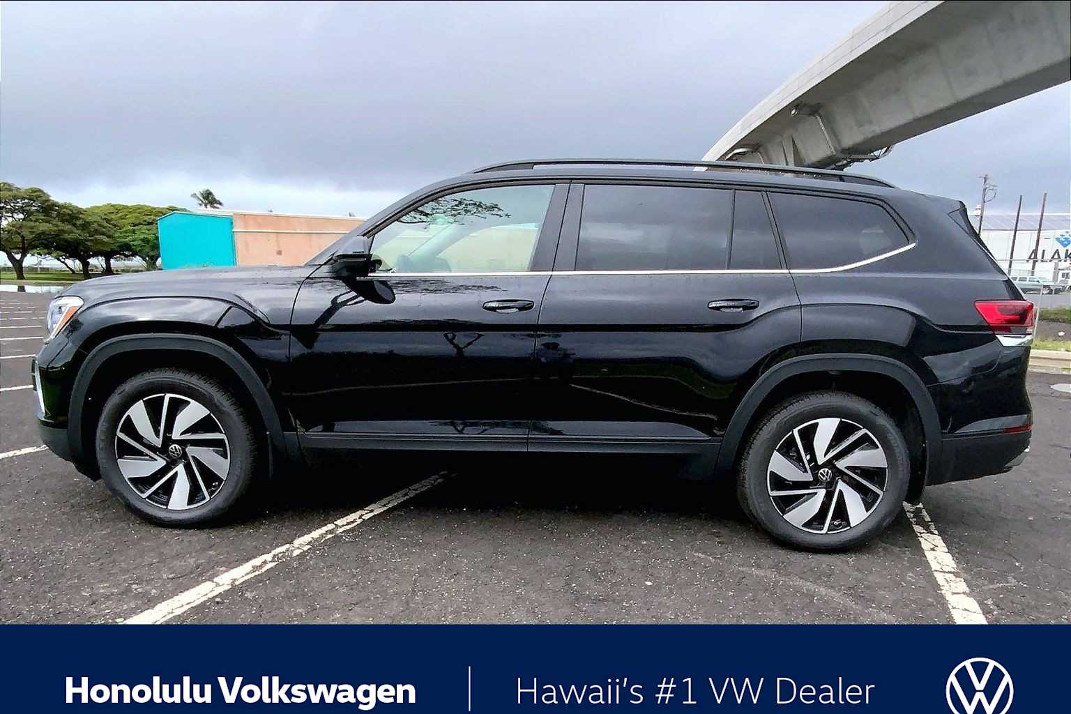 Thumbnail: 2026 Volkswagen Atlas - 3
