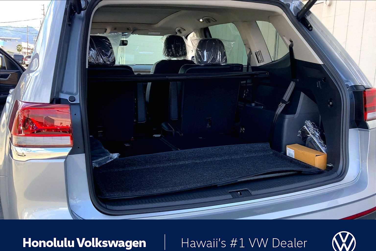 Thumbnail: 2026 Volkswagen Atlas - 19