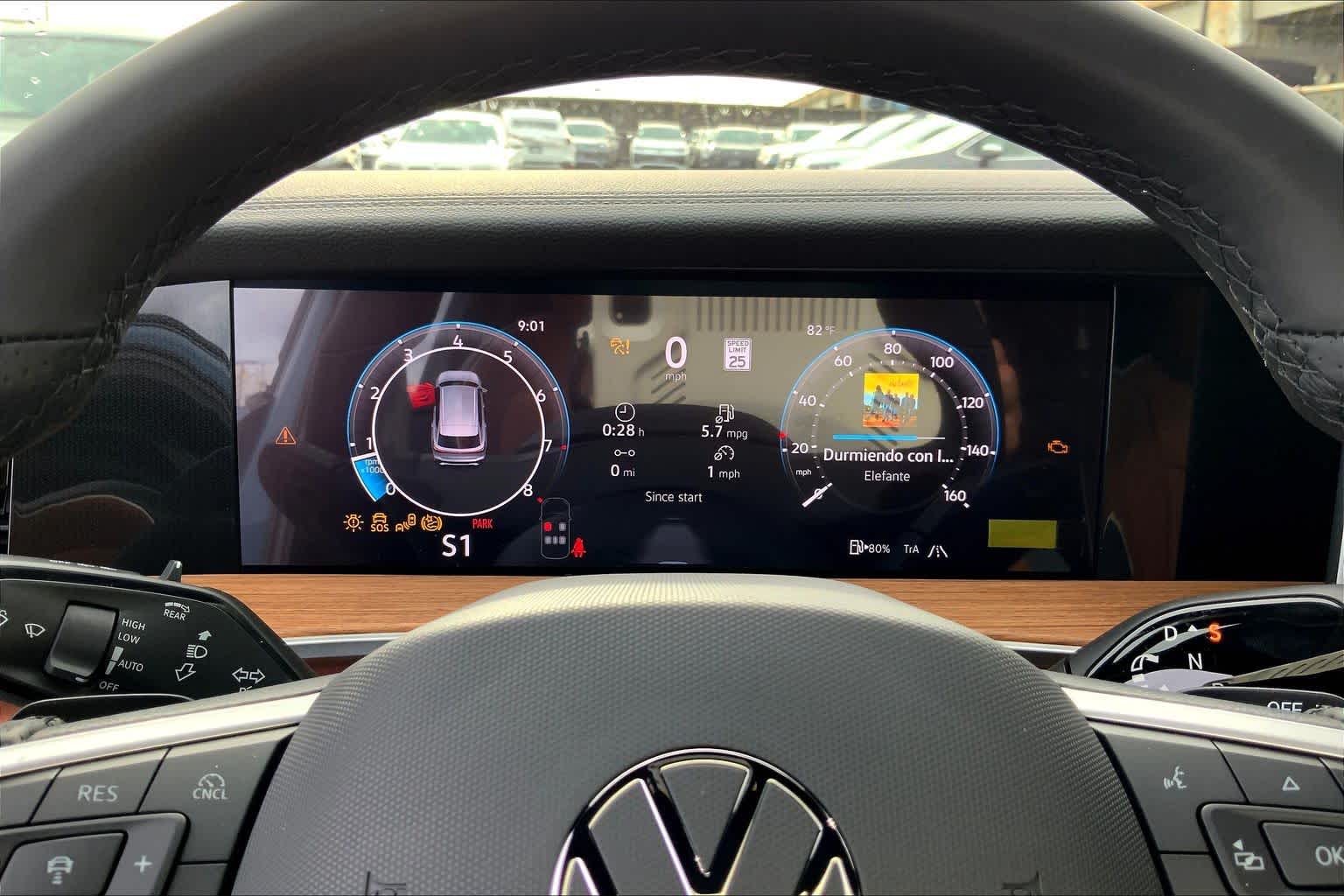 Thumbnail: 2026 Volkswagen Tiguan - 18