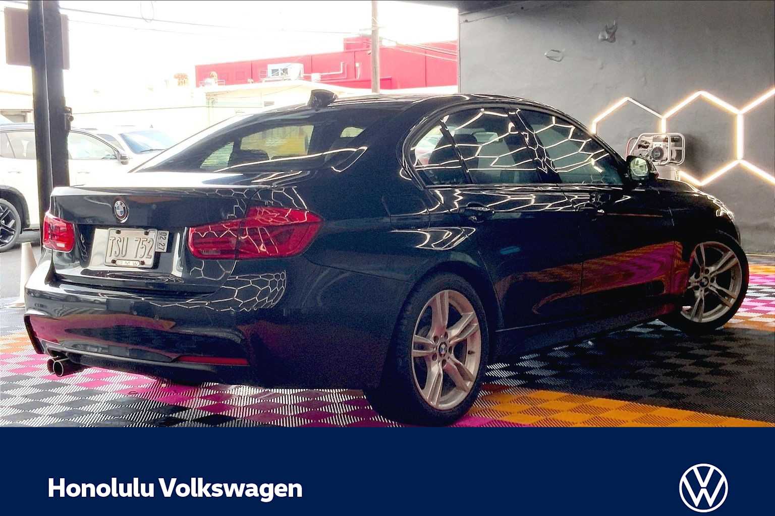 Thumbnail: 2017 BMW 3 Series - 21