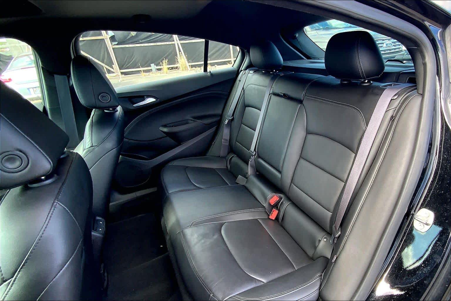 Thumbnail: 2017 Chevrolet Cruze - 28