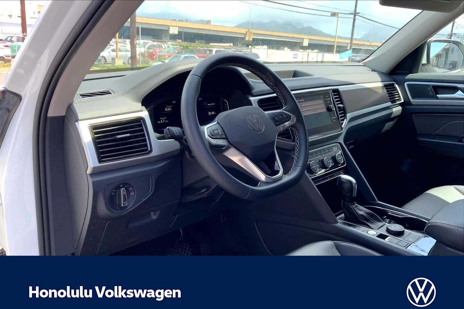 Thumbnail: 2023 Volkswagen Atlas - 2