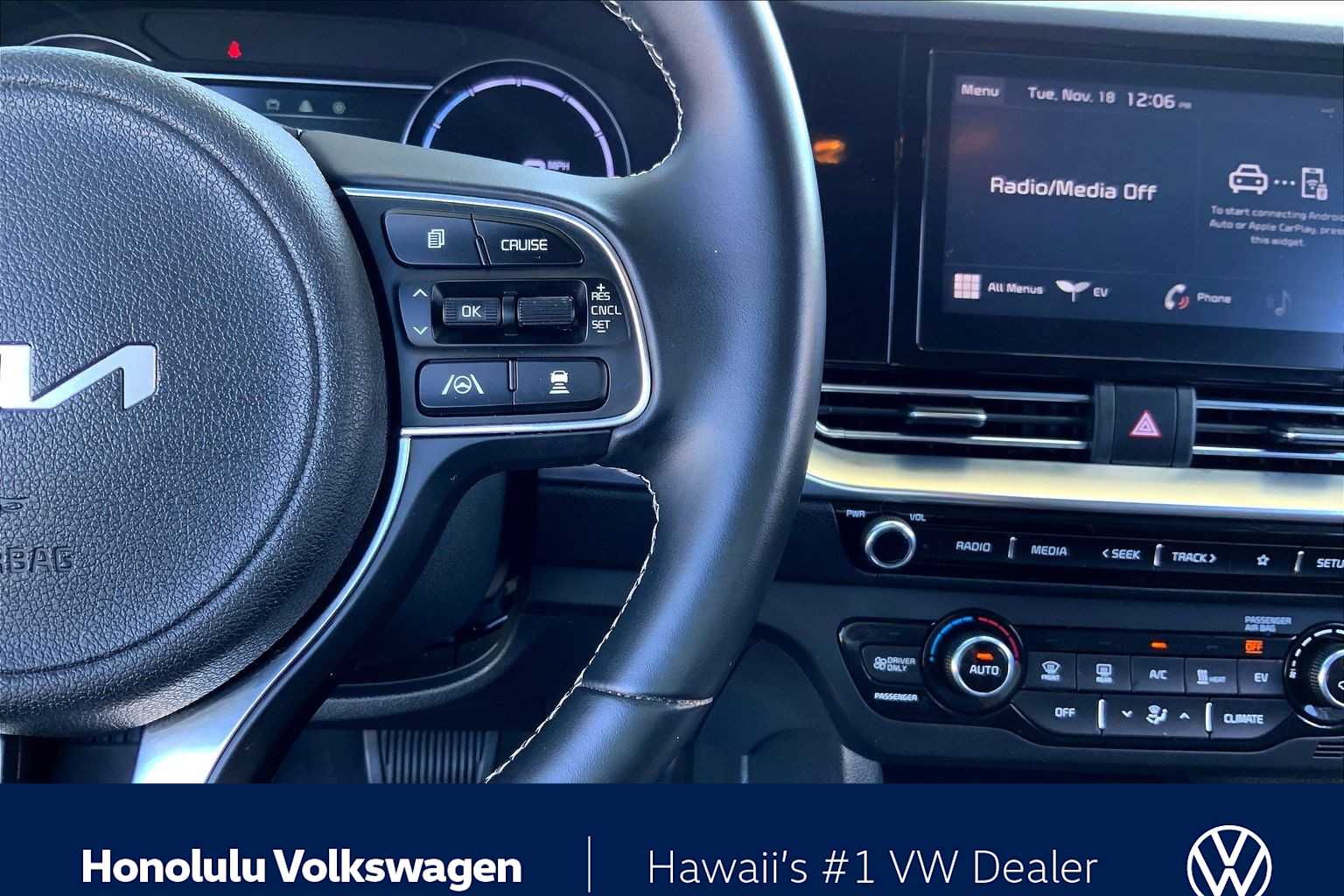 Thumbnail: 2022 Kia Niro - 24