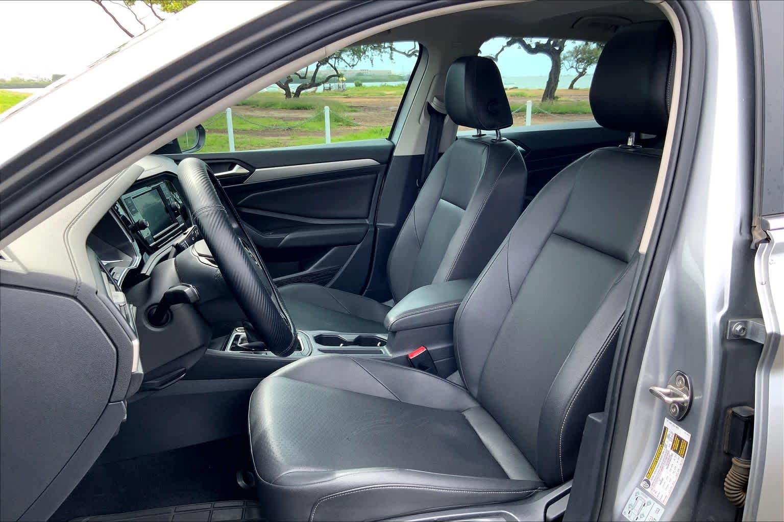 Thumbnail: 2019 Volkswagen Jetta - 11