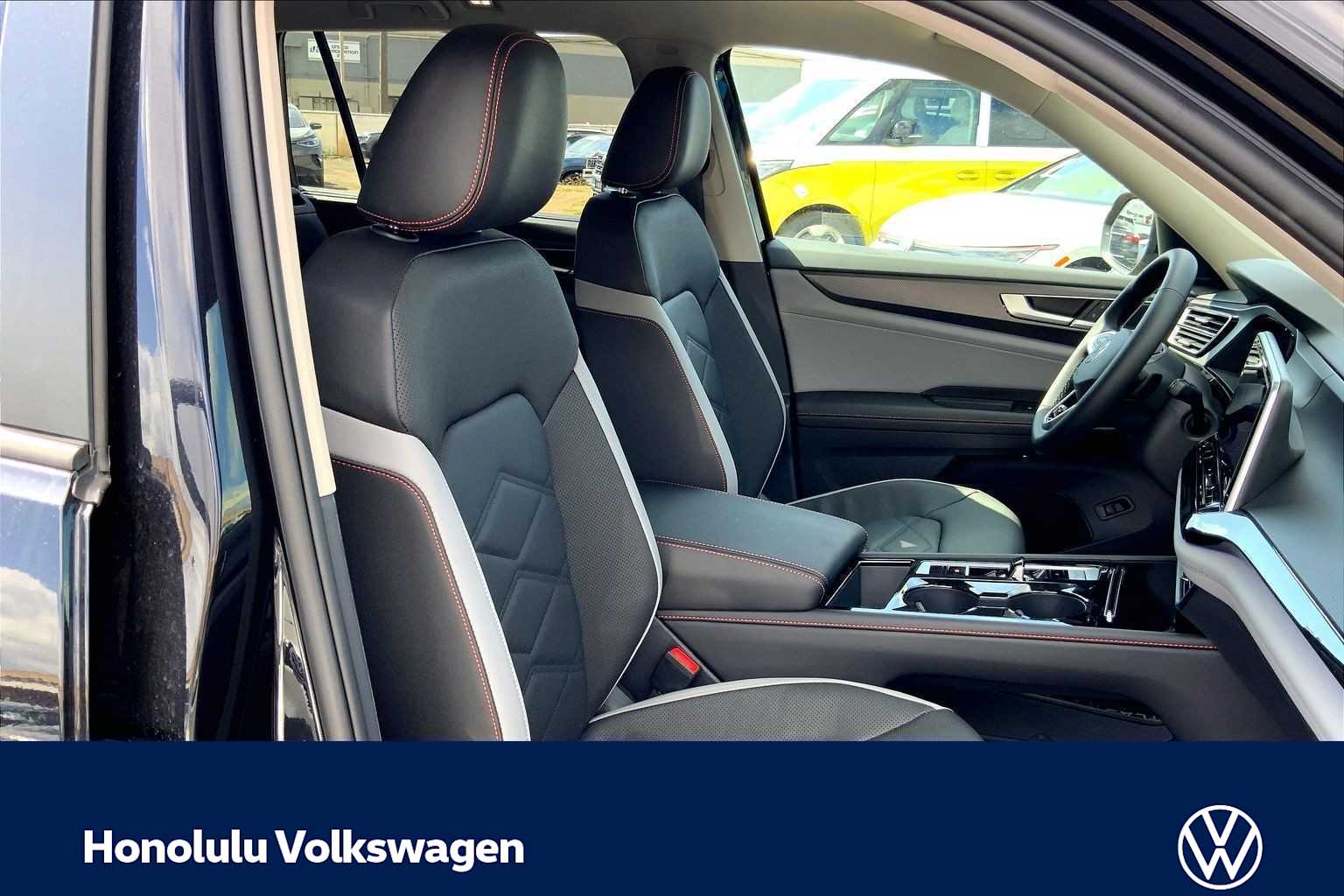 Thumbnail: 2026 Volkswagen Atlas - 14