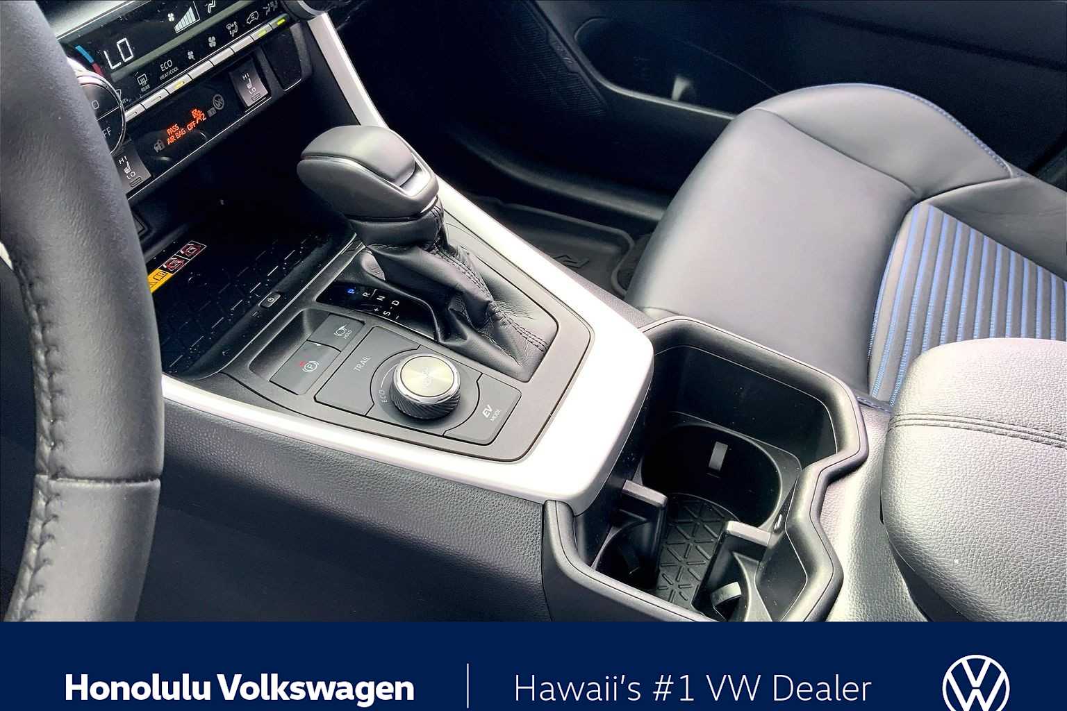 Thumbnail: 2023 Toyota RAV4 - 15