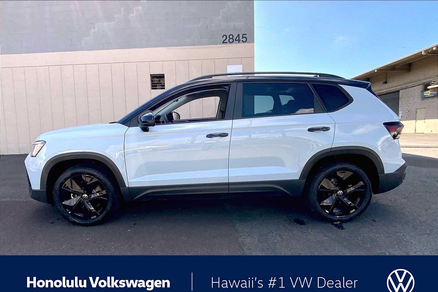 Thumbnail: 2026 Volkswagen Taos - 3