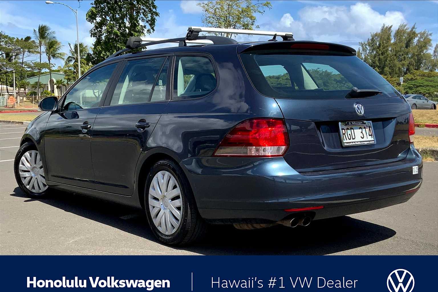 Thumbnail: 2010 Volkswagen Jetta - 4
