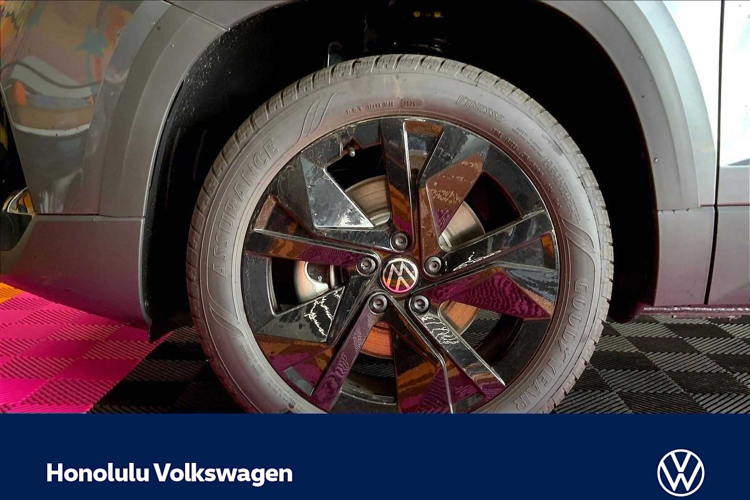 Thumbnail: 2026 Volkswagen Taos - 8