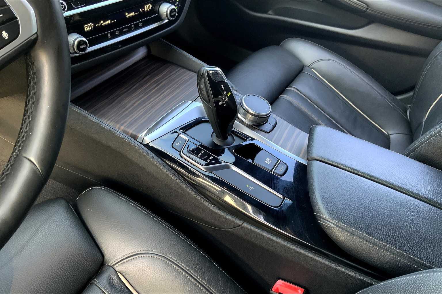 Thumbnail: 2018 BMW 5 Series - 15