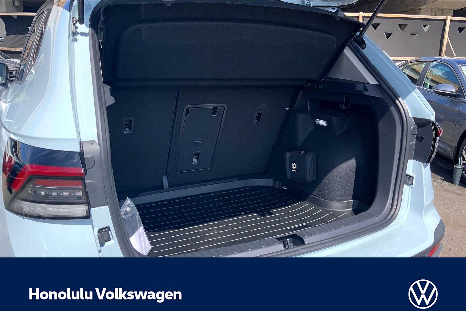 Thumbnail: 2026 Volkswagen Taos - 19