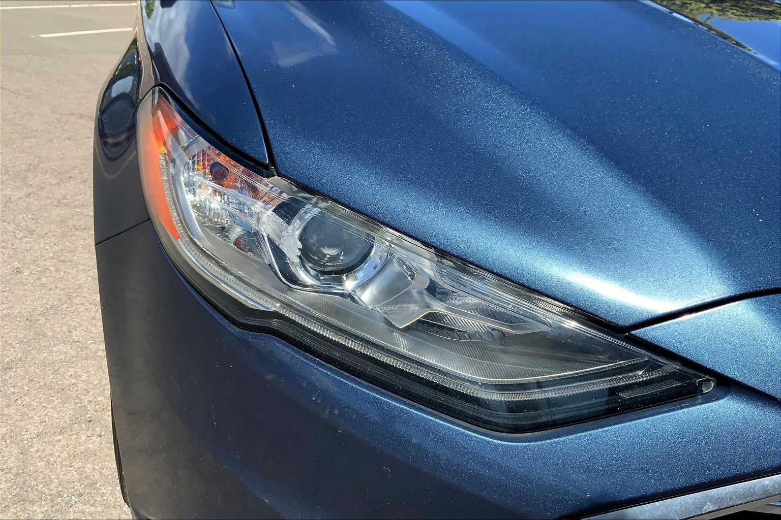 Thumbnail: 2018 Ford Fusion - 30