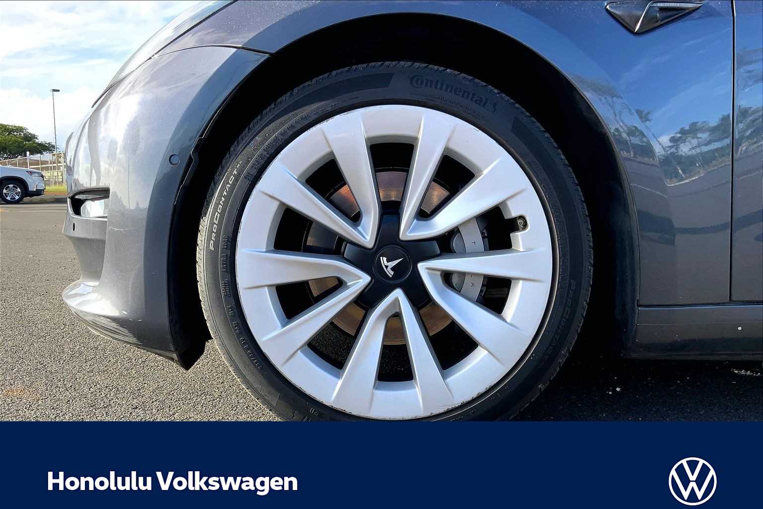 Thumbnail: 2021 Tesla Model 3 - 8