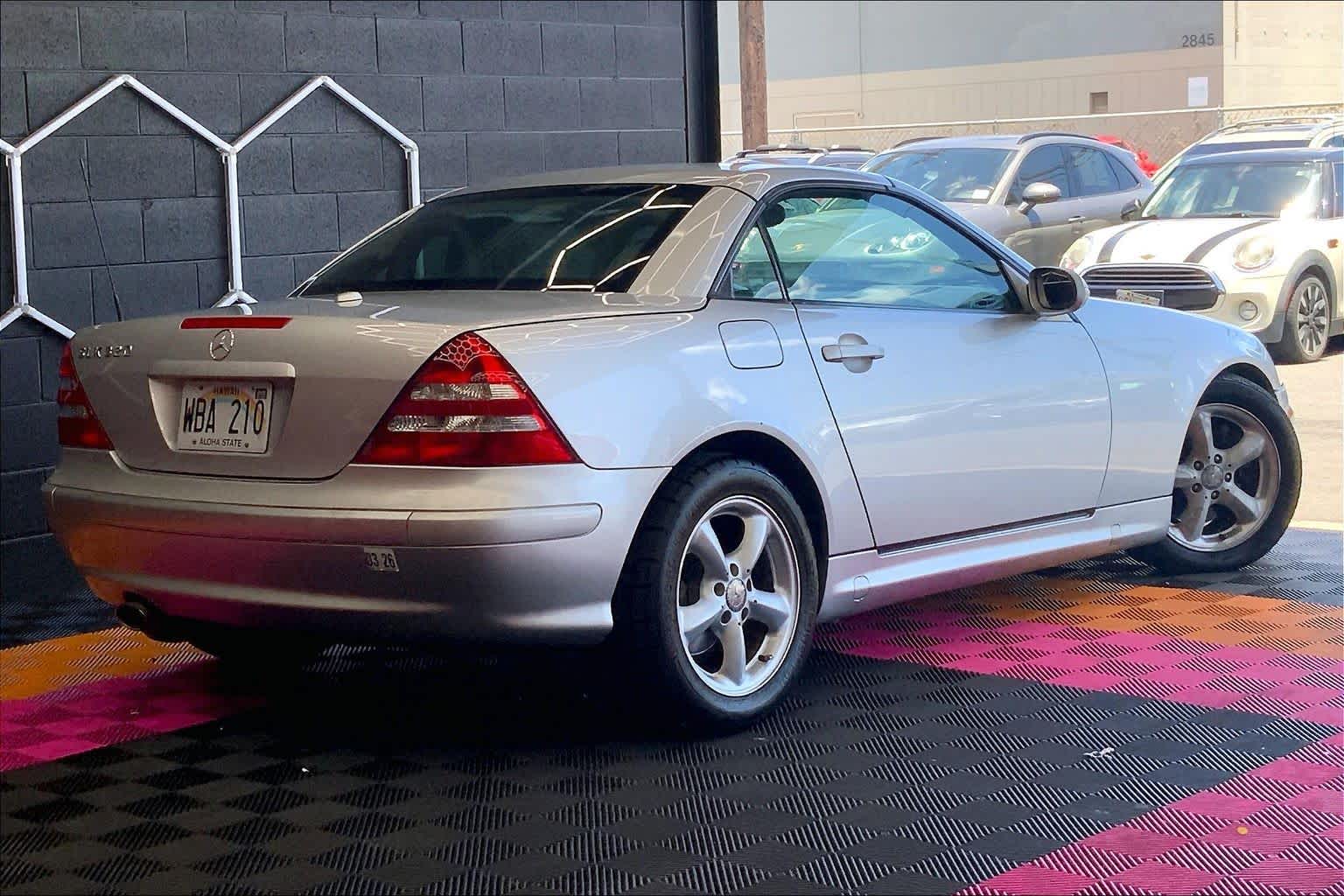 Thumbnail: 2001 Mercedes-Benz SLK - 21
