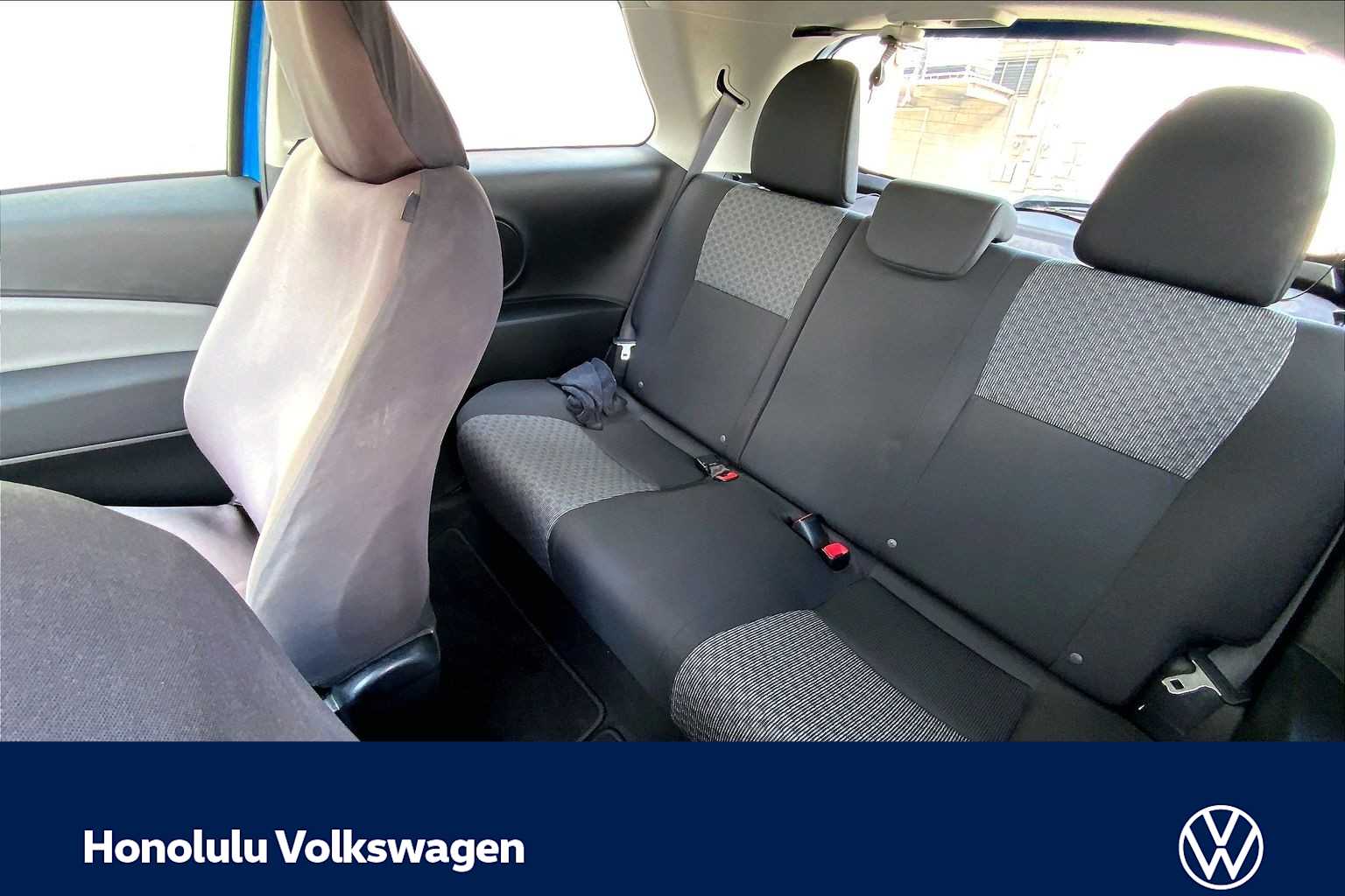 Thumbnail: 2016 Toyota Yaris - 27