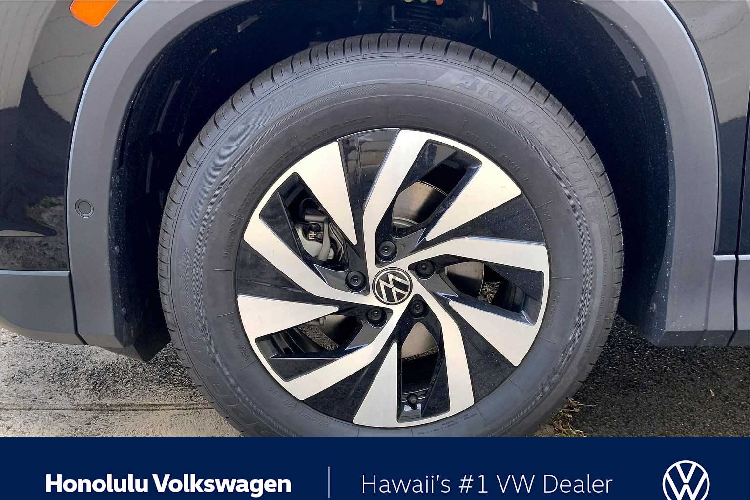 Thumbnail: 2026 Volkswagen Tiguan - 8