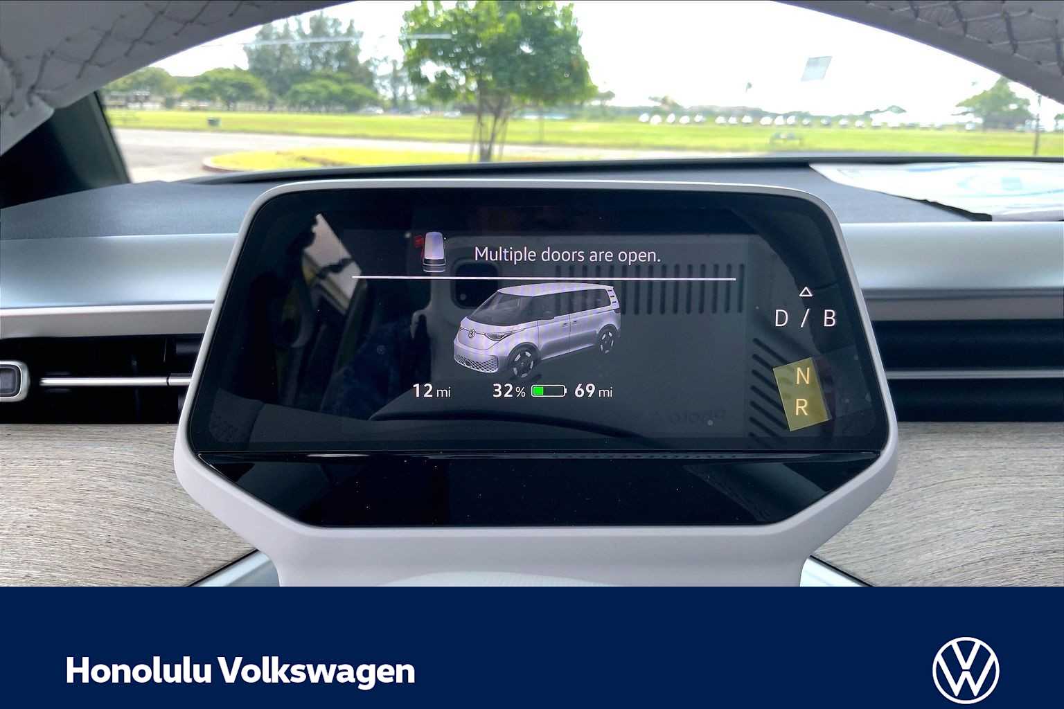 Thumbnail: 2025 Volkswagen ID.Buzz - 18