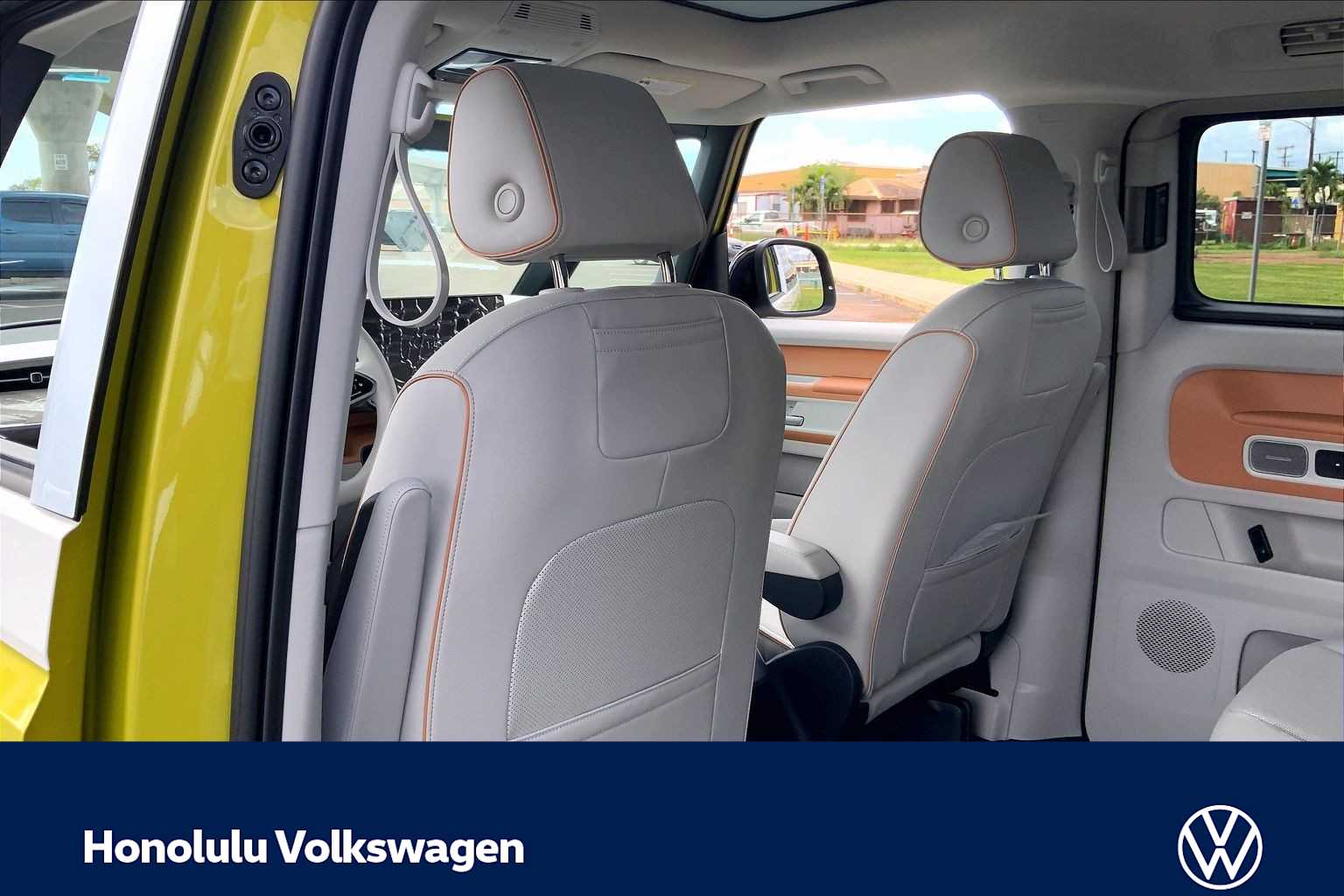 Thumbnail: 2025 Volkswagen ID.Buzz - 12