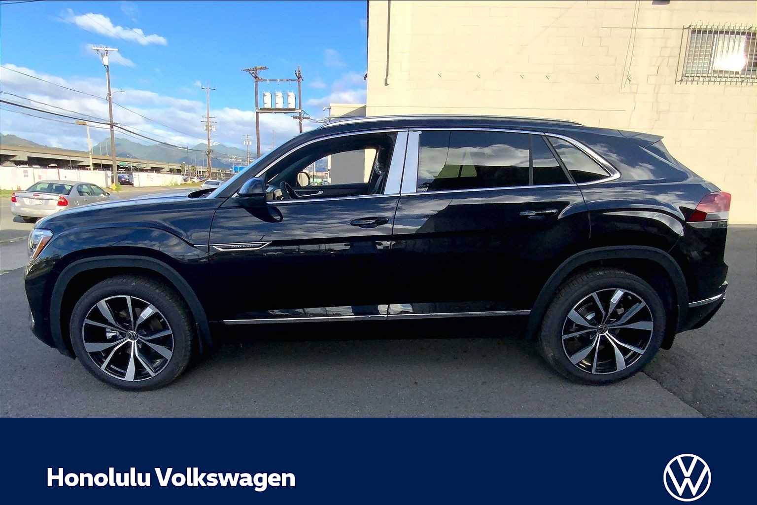 Thumbnail: 2026 Volkswagen Atlas - 3
