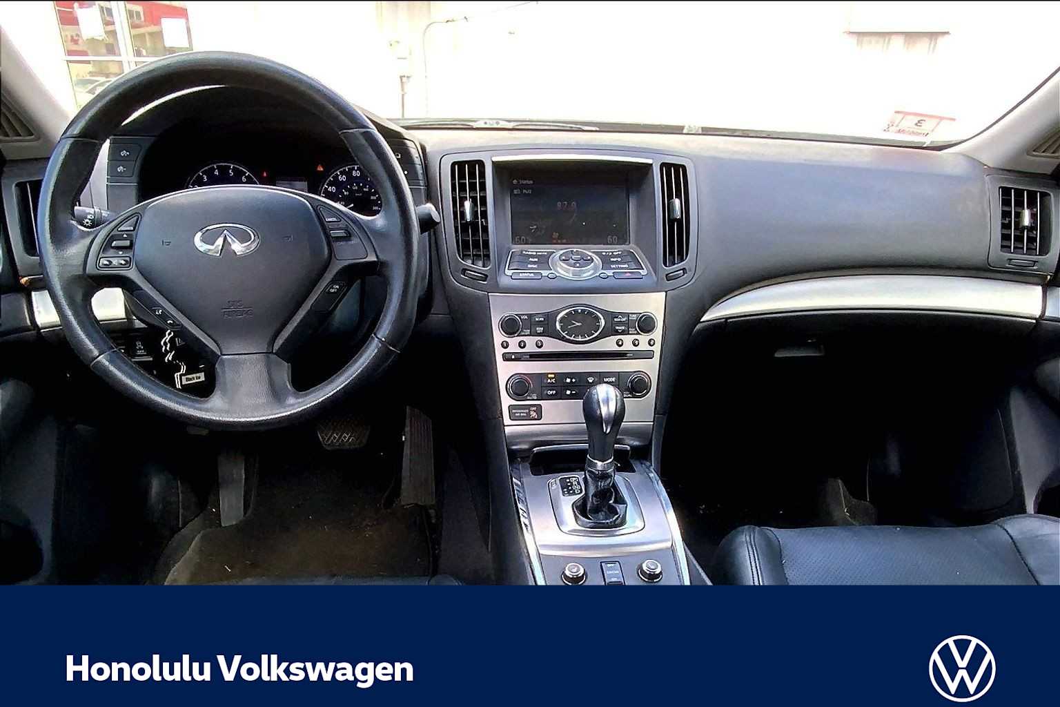 Thumbnail: 2010 INFINITI G37 - 9