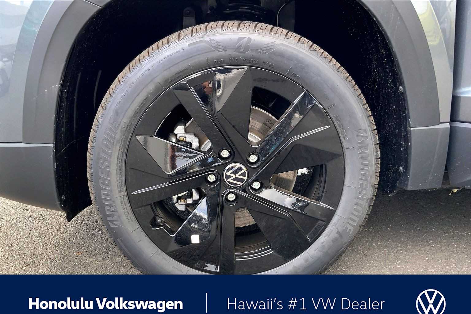 Thumbnail: 2026 Volkswagen Taos - 8