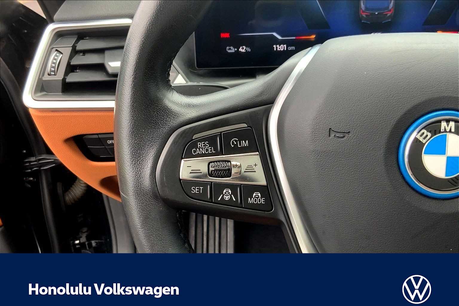 Thumbnail: 2023 BMW i4 - 23