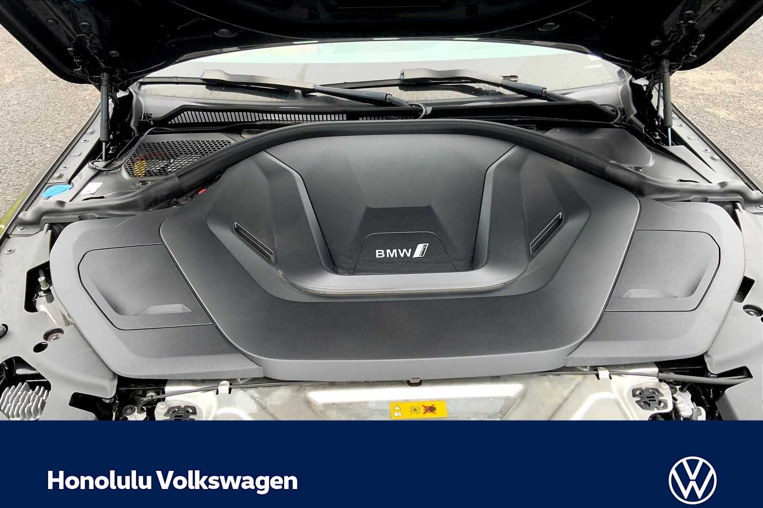 Thumbnail: 2023 BMW i4 - 8